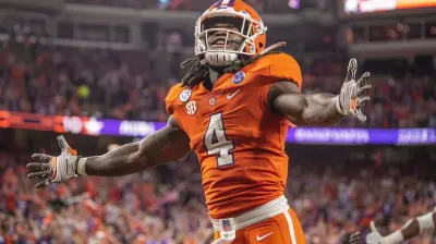 Breaking Down the Best Defensive Players in the Draft Pool